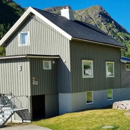 Landsbyhus I Lofoten Napp Buitenkant foto